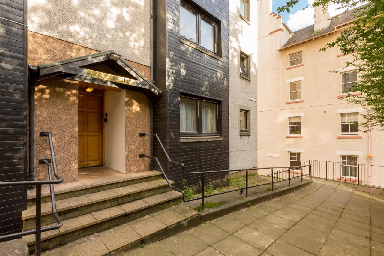 Joivy Chic Apartment In The Heart Of The Royal Mile EDI Exterior photo